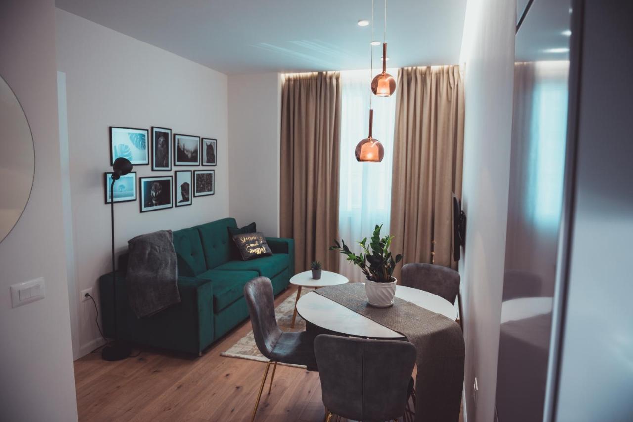 Tam Skanderbeg Square City Center Apartment No2 Tirana Exterior foto